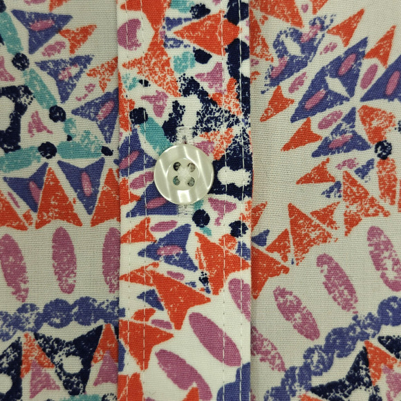 Chico's No Iron Sunburst Button Front Top Size XL / 3 Colorful Cotton 3/4 Sleeve - Picture 4 of 9